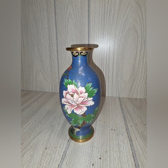 Vtg Floral Cloisonne Vase Chinese Brass Enamel Blue Victorian Hollywood Regency - Picture 1 of 9